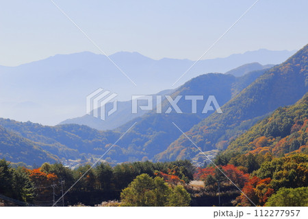 11月の北杜山村の眺望 112277957