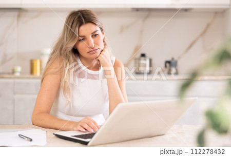 she remotely collaborates 112278432