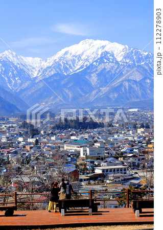 3月の信濃大町からの北アルプス　　　信州の山々　　　信州の風景　　　信州の自然 112278903