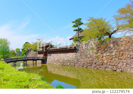 4月の松代城跡 4月の松代城跡 112279574