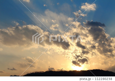 夕暮れの風景　　　信州の風景 112280238