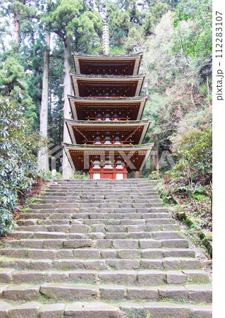 奈良　室生寺五重塔 112283107