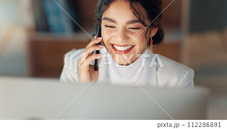 Business woman, computer and phone call in night, office and networking for deal, lead and smile for negotiation. Entrepreneur, smartphone and pc with happy conversation, thinking and dark workplace Business woman, computer and phone call in night, office and networking for deal, lead and smile for negotiation. Entrepreneur, smartphone and pc with happy conversation, thinking and dark workplace 112286891