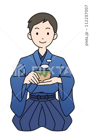 茶道　正座で茶碗を持つ着物の男性 112287007