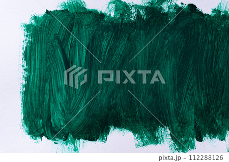 緑色に塗る 112288126