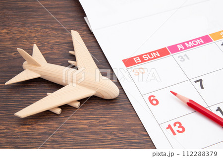 旅客機とカレンダー 旅客機とカレンダー 112288379