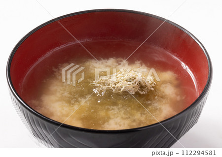 ［北海道産］とろろ昆布　味噌汁 112294581