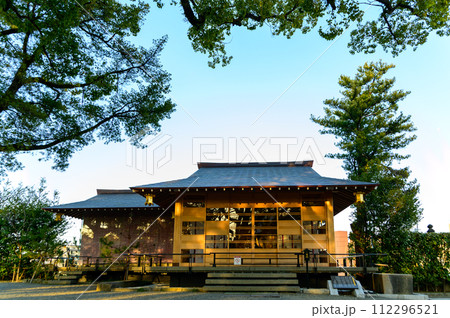 本堂と周辺風景 良縁まいりスポットの神社「願いが叶う千年の夫婦楠 御神木」(北岡神社) 本堂と周辺風景 良縁まいりスポットの神社「願いが叶う千年の夫婦楠 御神木」(北岡神社) 112296521