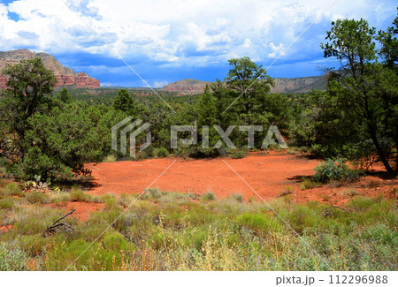Red Rock Country surroundng Sedona Arizona 112296988
