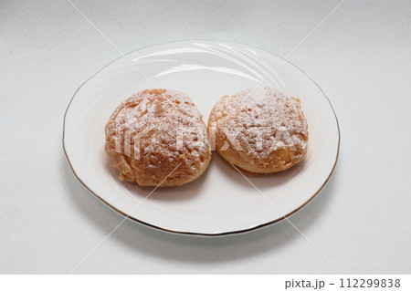 シュークリーム 112299838
