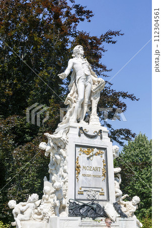 Mozart Monument in the Burggarten Park in Vienna Mozart Monument in the Burggarten Park in Vienna 112304561