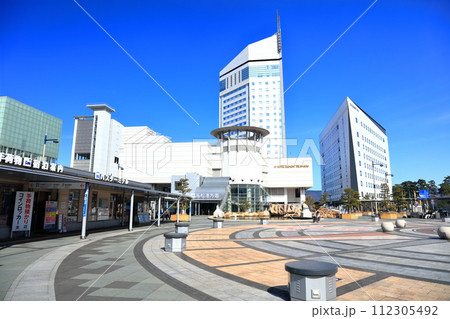 【香川県】 晴天のサンポート高松 112305492