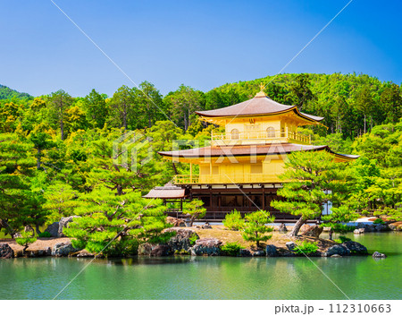 新緑の京都 金閣寺 新緑の京都 金閣寺 112310663