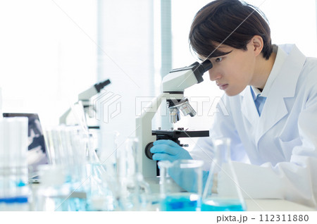 研究者 医療 顕微鏡 研究者 医療 顕微鏡 112311880