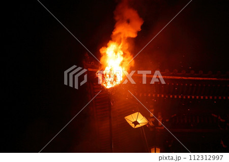 春を呼ぶお松明 修二会 令和六年 春を呼ぶお松明 修二会 令和六年 112312997