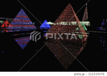 イルミネーション輝く冬の足利フラワーパーク イルミネーション輝く冬の足利フラワーパーク 112314370