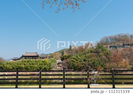 Yeongnamnu traditional pavilion and Miryang River in Miryang, Korea 112315339