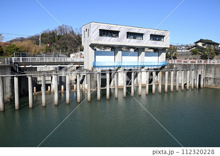 帷子川分水路分流堰 112320228