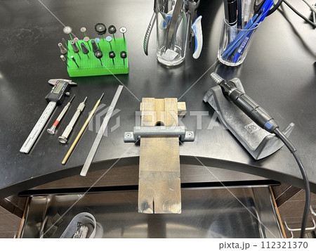 彫金机と工具 112321370