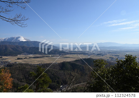 小谷城から見た姉川古戦場と伊吹山 112324578