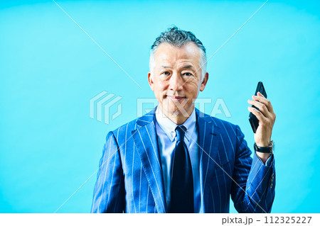 ビジネスマン　男性 112325227