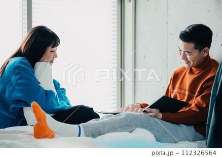 カップルの休日 カップルの休日 112326564