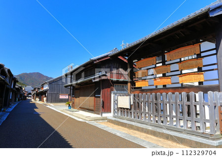 【三重県】晴天の関町関宿伝統的建造物群 112329704