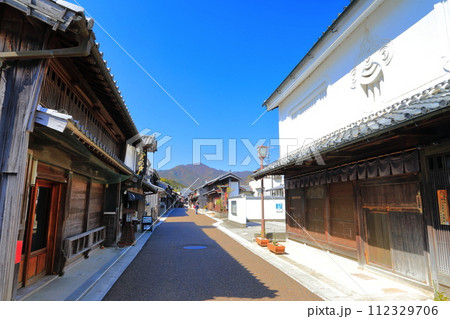 【三重県】晴天の関町関宿伝統的建造物群 112329706