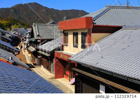 【三重県】晴天の関町関宿伝統的建造物群 112329714