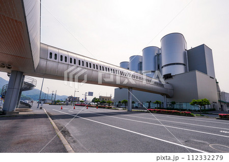 JR境港駅に直結　水木しげるロードへの玄関口みなとさかい交流館（境港フェリーターミナル） 112332279