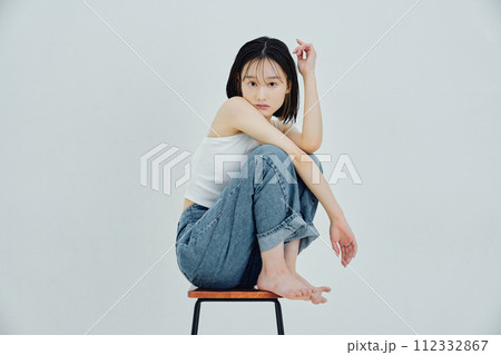 ビューティでヘルシーな女性のイメージ 112332867