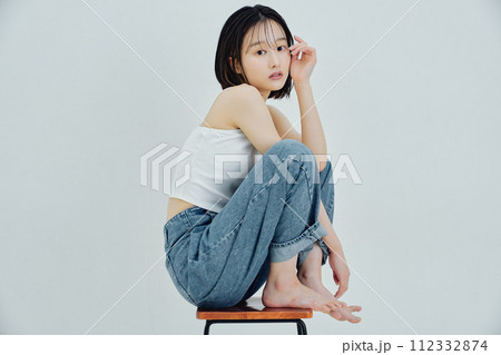 ビューティでヘルシーな女性のイメージ ビューティでヘルシーな女性のイメージ 112332874