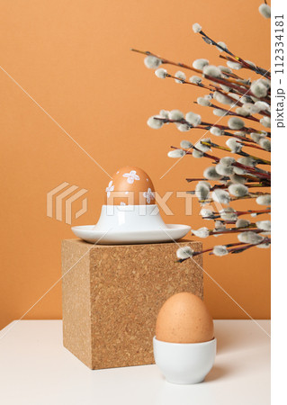 Spring holiday - Easter, concept of Easter with willow 112334181