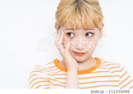若い女性のビューティ 若い女性のビューティ 112338086