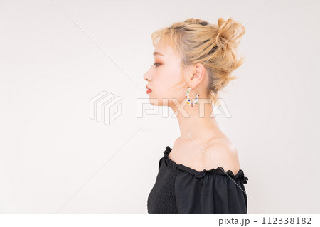 若い女性のビューティ 若い女性のビューティ 112338182