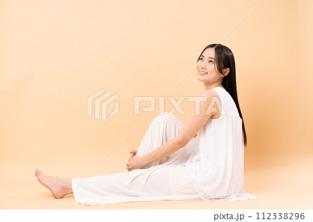 若い女性のビューティ 若い女性のビューティ 112338296