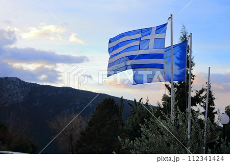 ギリシャ・デルフィの街並みと住宅街・日常生活 112341424