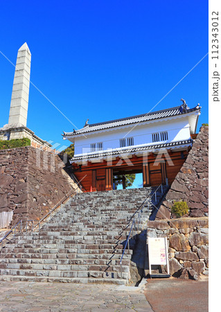 山梨県甲府市、甲府城鉄門の風景 112343012