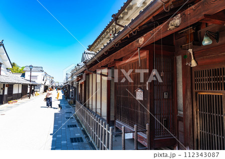 【重要伝統的建造物群保存地区】篠山 河原町妻入商家群の風景5 兵庫県丹波篠山市 【重要伝統的建造物群保存地区】篠山 河原町妻入商家群の風景5 兵庫県丹波篠山市 112343087