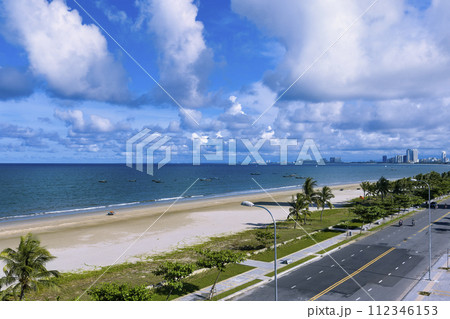 ベトナム・ダナン 青い海の広がるミーケービーチ / Da Nang, Vietnam 112346153