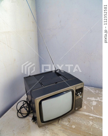 old square television with vintage look old square television with vintage look 112352581
