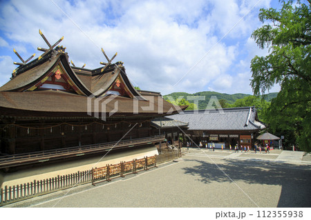 岡山県吉備津神社国宝の拝殿 岡山県吉備津神社国宝の拝殿 112355938