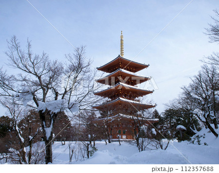 成相寺五重塔　雪 112357688