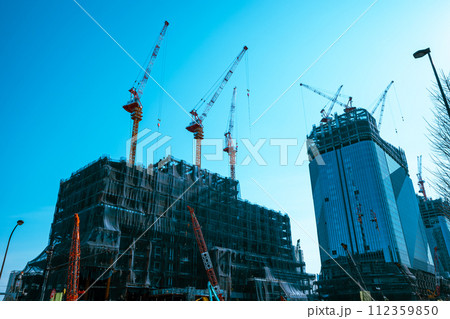 大規模建設現場 再開発が進む高輪周辺 2024.02　c-4 ライトカラー 112359850