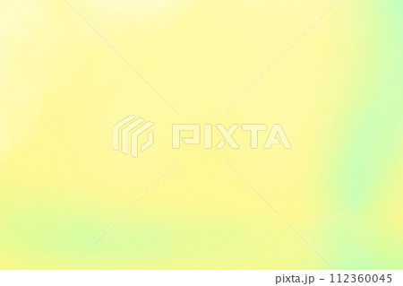 黄・緑色系パステルのふんわりした背景　玉ボケ・丸ボケ 112360045
