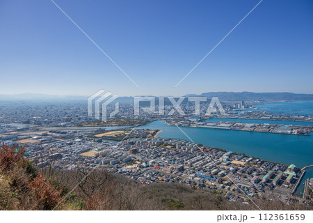 屋島展望台から眺める高松の町 屋島展望台から眺める高松の町 112361659