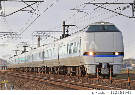 北陸本線 芦原温泉ー丸岡 JR西日本 683系4000番台 B41編成(京都) サンダーバード 北陸本線 芦原温泉ー丸岡 JR西日本 683系4000番台 B41編成(京都) サンダーバード 112361945