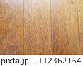 古い木目 112362164