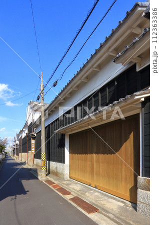 岡崎市の古い街並み 112363386