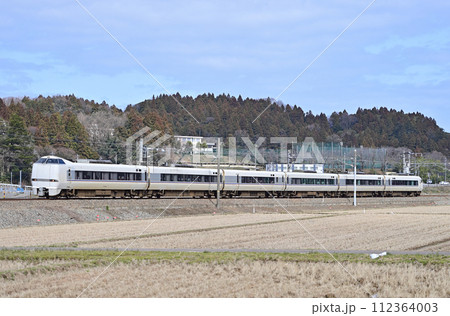 北陸本線 大聖寺ー牛ノ谷 JR西日本 681系 W07編成(金沢) しらさぎ 北陸本線 大聖寺ー牛ノ谷 JR西日本 681系 W07編成(金沢) しらさぎ 112364003